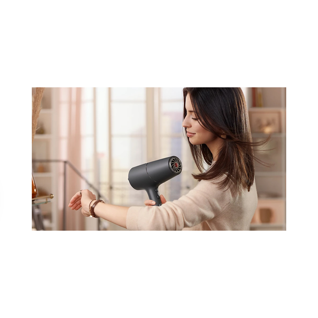 Фен Philips Серии 5000 BHD504/00