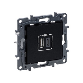 Розетка USB Niloe Step Тип А+C 12Вт+15Вт 5В Чёрный new